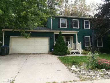 Main picture of 4023 11th Ave NW