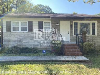 Main picture of 2636 Reid St