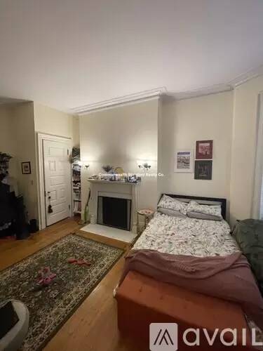 Main picture of 379 Commonwealth Ave
