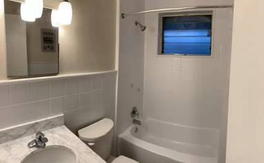 Main picture of 1605 NE 126th St