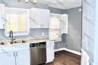 Main picture of 4235 Paseo Blvd