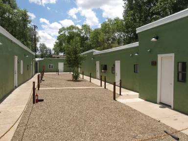 Main picture of 3 E Cottage Ave