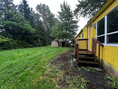 Main picture of 7592B Woodland Rd
