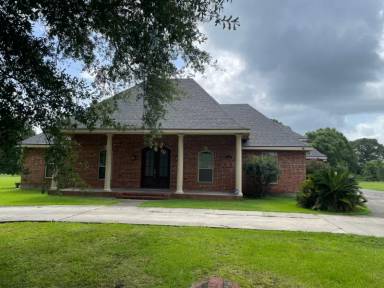 Main picture of 310 Prairie Ln