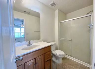 Main picture of 710 SW Shadow Glen Dr