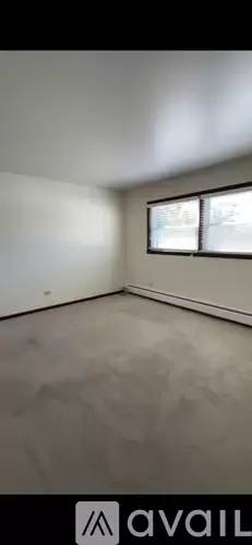 Main picture of 4612 Maple Ave