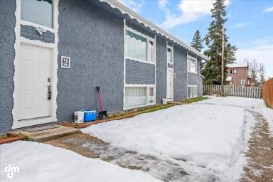 Main picture of 6500 E 10th Ave