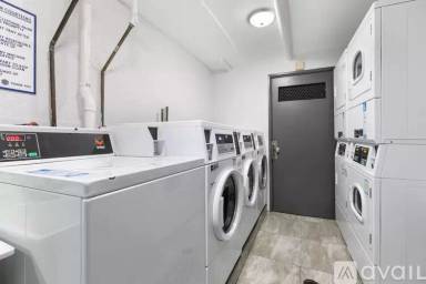 Main picture of The 6007 Kenmore