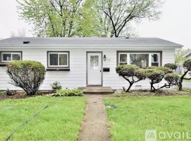 Main picture of 351 W North Ave
