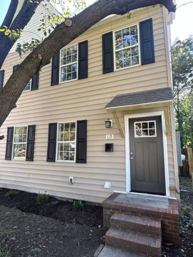 Main picture of 119 W Seaview Ave
