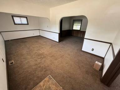 Main picture of 1211 Heizer St