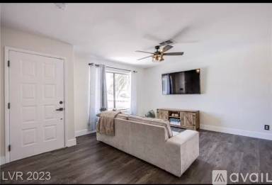 Main picture of 125 Sterling Dr