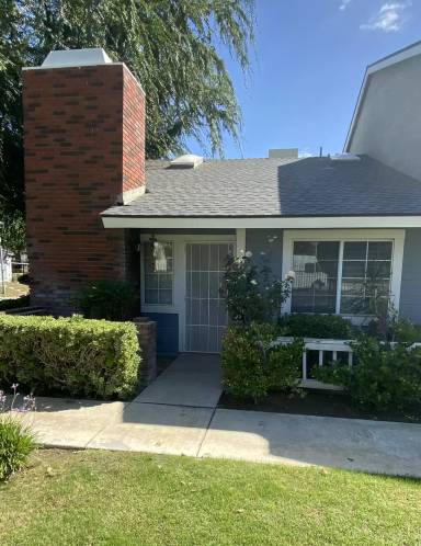 Main picture of 2600 Brookside Dr