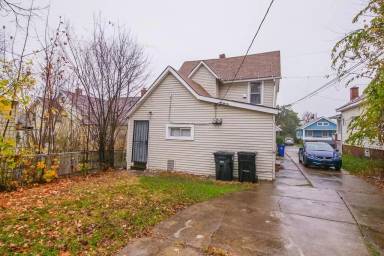 Main picture of 7718 Jeffries Ave