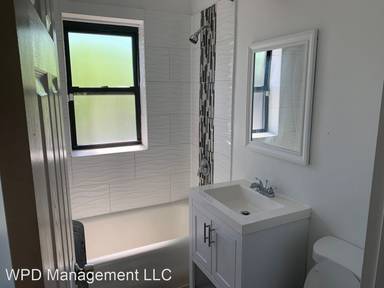 Main picture of 8100 S Loomis Blvd
