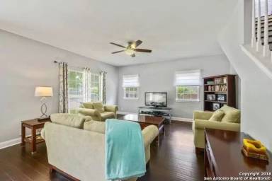 Main picture of 5835 Heather Vw