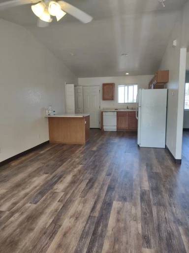 Main picture of 1700 N Reading Ave