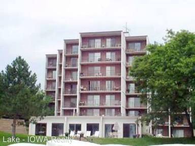 Main picture of The Harbourage Condos