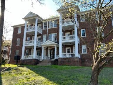 Main picture of 1324 Briarcliff Rd NE