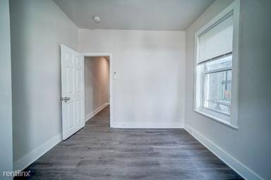 Main picture of 2323 W Harold St