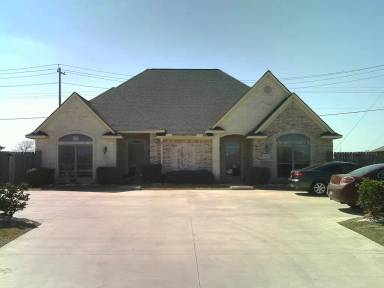 Main picture of 3784 Oldenburg Ln