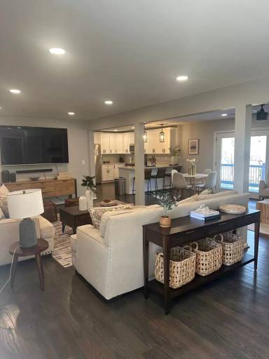 Main picture of 172 Thompson Pl