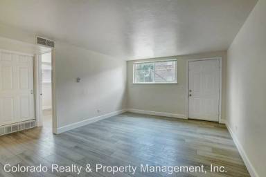 Main picture of 5365 W 3rd Pl