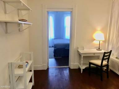 Main picture of 2418 Cambreleng Ave