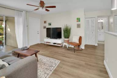 Main picture of 6392 Chasewood Dr