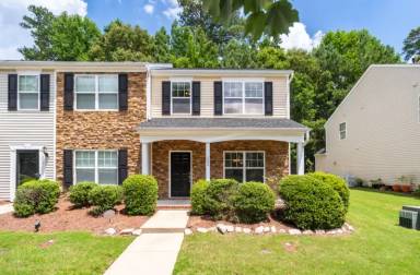 Main picture of 202 Tallula Ln
