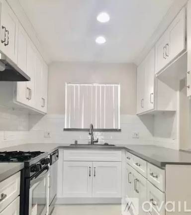 Main picture of 514 E Valencia Ave