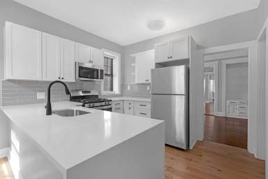 Main picture of 28 Glenville Ave