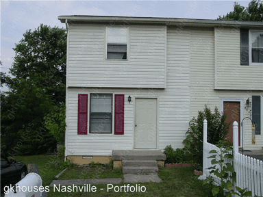 Main picture of 400 Gillespie Ct