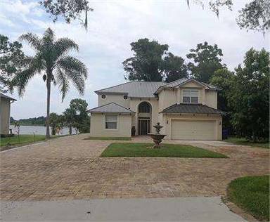 Main picture of 216 W Crystal Lake Ave