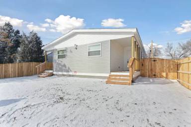 Main picture of 1909 E Routt Ave