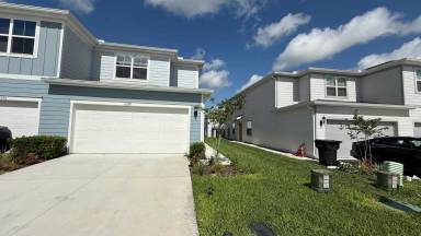 Main picture of 2599 Winsome Way