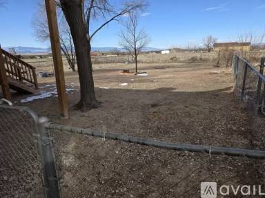 Main picture of 753 S Bellflower Dr