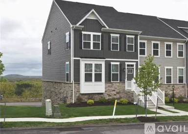 Main picture of 190 Moyer Hill Dr