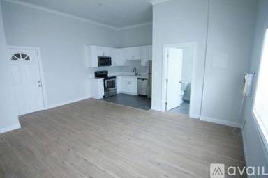 Main picture of 1317 N Bronson Ave