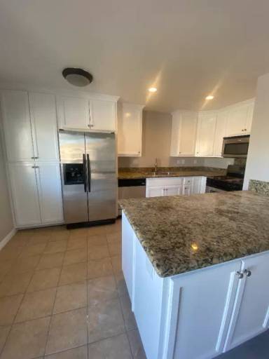 Main picture of 1460 Obispo Ave