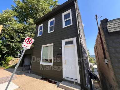 Main picture of 133 Pius St