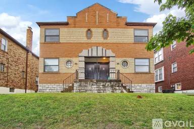 Main picture of 3439 Lawn Ave