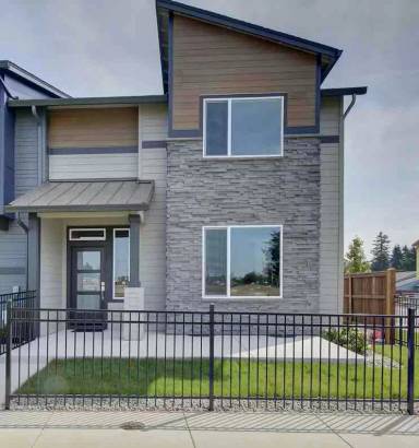 Main picture of 10800 NE 119th Pl