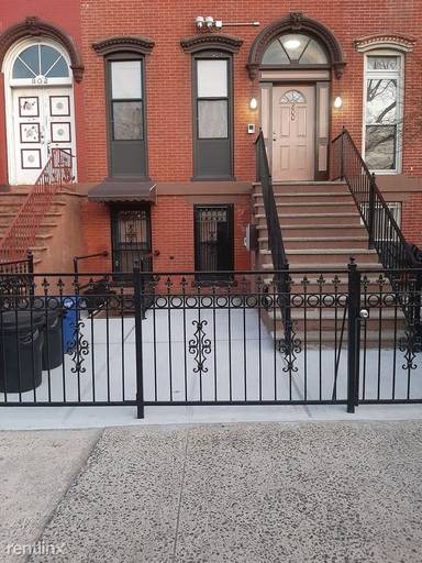 Main picture of 800 Ocean Ave