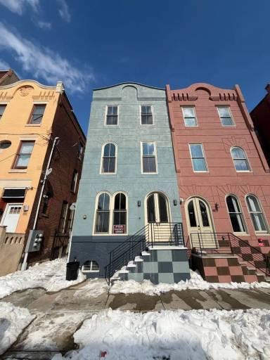 Main picture of 1831 W Diamond St