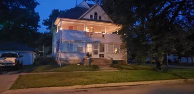 Main picture of 438 Denver St
