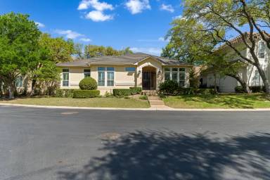 Main picture of 28 Worthsham Dr
