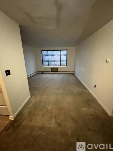 Main picture of 16 Niles St
