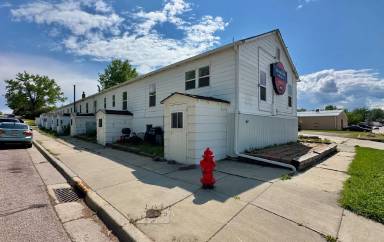 Main picture of 300 Rohan Ave
