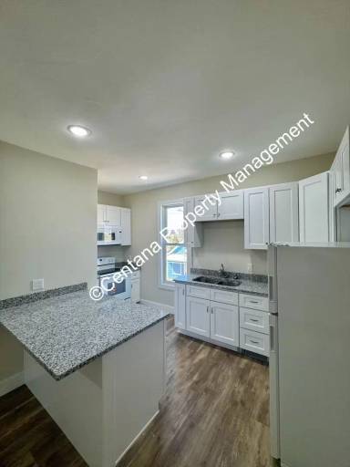 Main picture of 614 N Alaska St